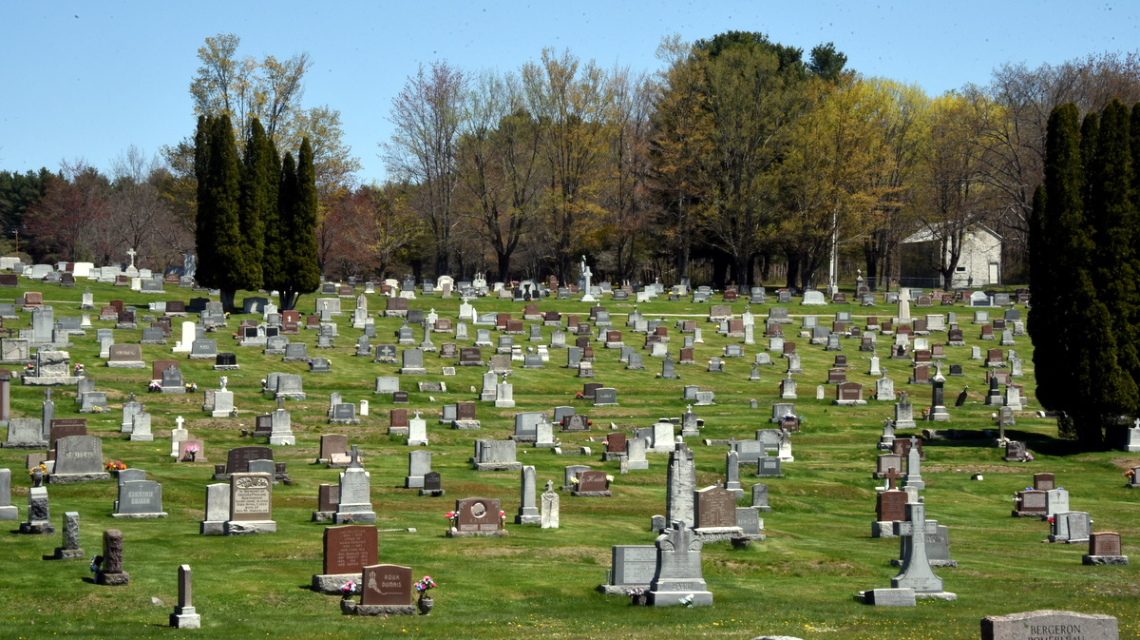St. Peter's Cemetery, Lewiston