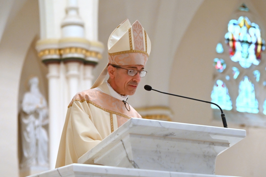 Bishop James Ruggieri delivers his homily.