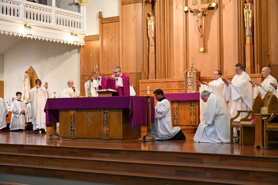 Mass of the holy Oils 2025